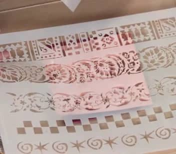 Mary Beth Shaw: Stencil Girl Mixed Media Sampler Journal